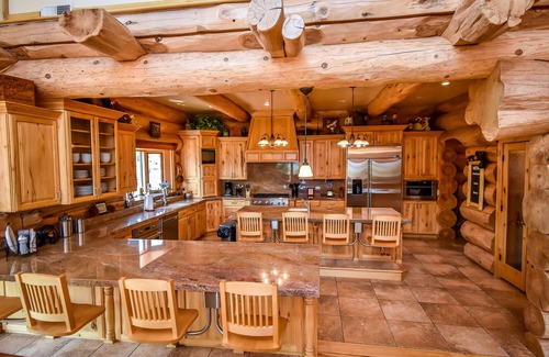 Pine Valley Cabina | El lugar para celebrar su próxima reunión familiar: para 36+