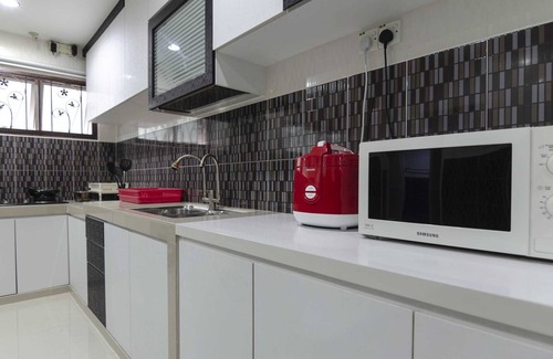 Central District Apartamento | A Generous & Cozy 3BR Cove House, FREE Parking