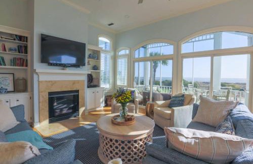 Ocean Point Casa | A Golden Sunrise