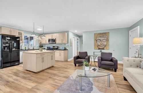Tahoe Paradise Casa | A great 2 bedrooms/2 baths house away from the crowd but yet perfect location