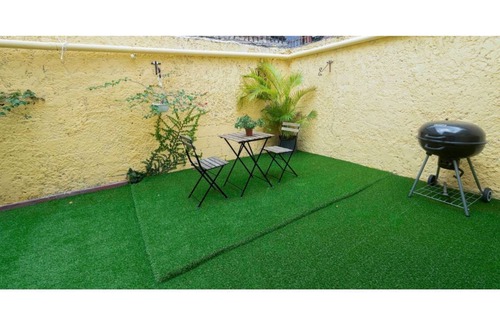 La Julia Apartamento | A Green Paradise in the Middle of the City