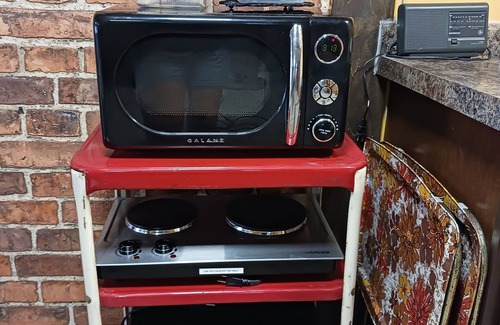 Mansfield Casa | A Groovy blast from the 70's awaits in this retro guest house .Pet friendly