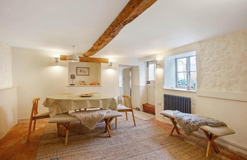 Marlborough Casa | A Heavenly Cottage for 6 very near Marlborough