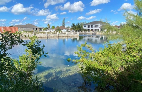 Coral Harbour Apartamento | A Hidden Gem