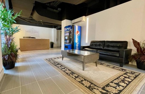 Old Market Apartamento | A historic 700 square foot Atrium loft in the heart of the Old Market