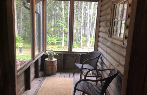 New Harbor Cabaña | A Historic Storybook Maine Cottage