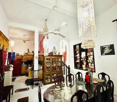 Yatinuwara Cama Y Desayuno | A Home Away B&B