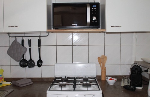 Willemstad Apartamento | Un hogar lejos del hogar en el Caribe, ubicado cerca de playas con una gran piscina.