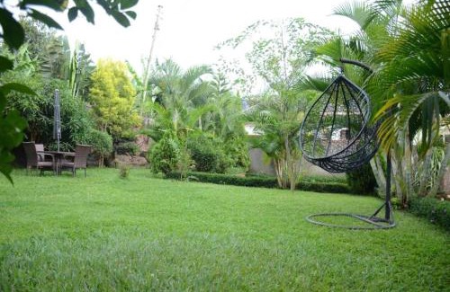 Entebbe Apartamento | A home away from home