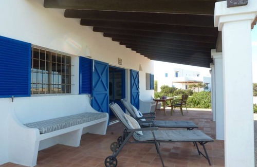 Calo de Sant Agusti Casa | Una casa junto al mar con una vista maravillosa.