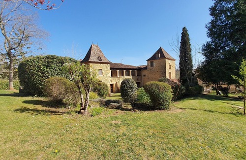 Puy-l'Eveque Casa | A house of character