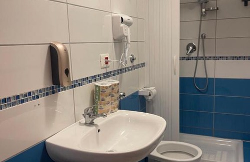 Naples City Centre Hostal | A I R H1o