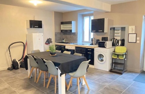 Neuvy-sur-Loire Cama Y Desayuno | A&J Family 8 Personnes