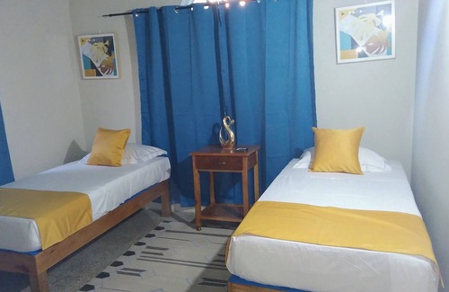 West Gate Hills Casa | A&J Vacation home away from home,for your privacy and comfort.