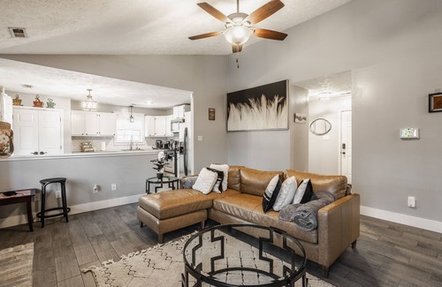 Southern Homes Casa | A King Size Bed Home in Indianapolis