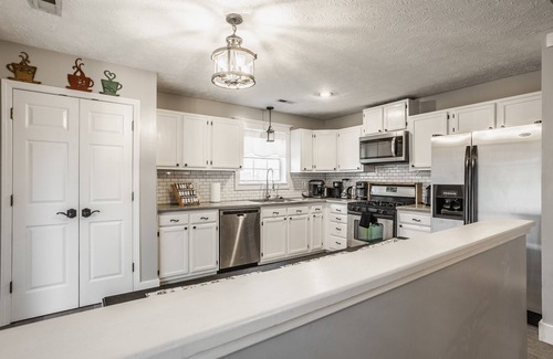 Southern Homes Casa | A King Size Bed Home in Indianapolis