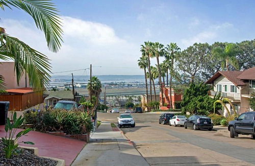 Middletown Apartamento | A King’s View in Mission Hills Apartment