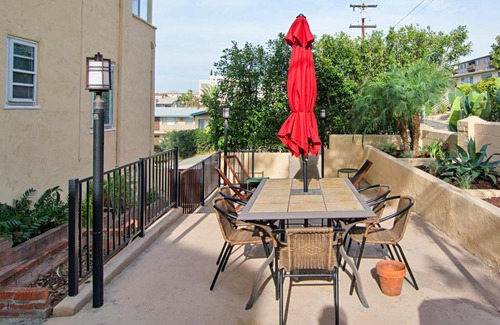 Middletown Apartamento | A King’s View in Mission Hills Apartment