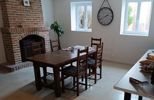 Neung-sur-Beuvron Cama Y Desayuno | A l'Ombre des Bois, Chambre double vue jardin