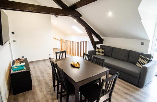 Le Pin Apartamento | A L'Ombre du Pin - Large T4 Duplex near Disneyland and Paris, 1-7 Guests