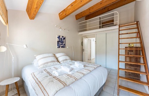 Endoume Casa | A LA CALANQUE - Jolie Maison en bord de mer