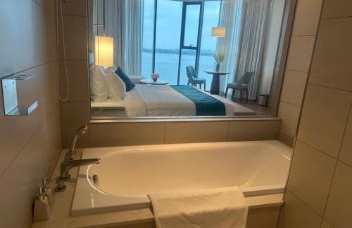 Ha Long Apartamento | A La Carte Ha Long Bay - Sea View Apartment