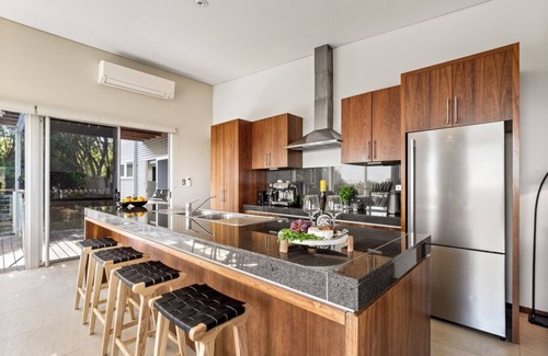 Gnarabup Casa | A La Plage Beach House