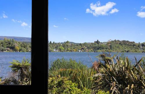 Okere Falls Casa | A Lakeside Story - Lakefront at Okere Falls