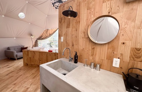 Daisen Cabina | A large glamping facility with a maximum size of 2 / Saihaku-gun Tottori