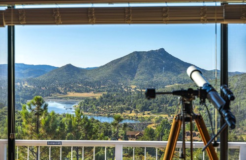Julian Casa | Pico Norte del Lago de vistas personalizadas casa "Un lienzo viviente"