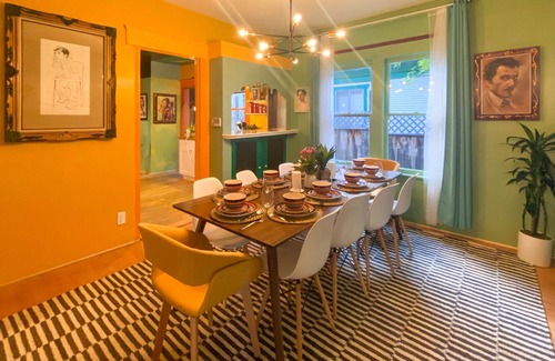 University Heights Casa | A+ Location!! Artist Oasis! Pool! 8Bed Sleeps 14