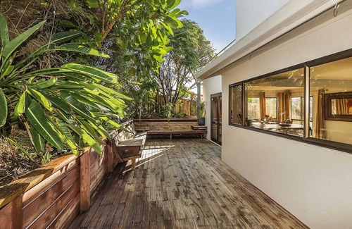 Mana Casa | A LUX Room with Ensuite close to Beach and Train station
