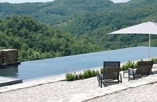 Pietralunga Otro | Un escape lujoso en el corazón de la campiña italiana