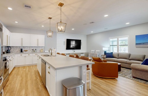 Ludlam Casa | A luxurious home with private pool and outdoor kitchen