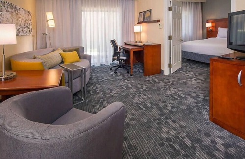 University Place Casa | A Luxurious Retreat for Romantic Couples!