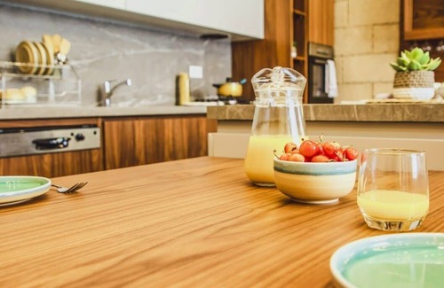 Byblos Apartamento | A luxurious stay in the heart of Byblos with 24/7 electricity