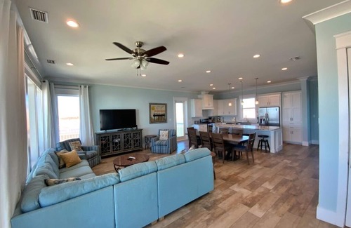 Surf Side Shores Casa | Open! A Luxury Beachfront Escape