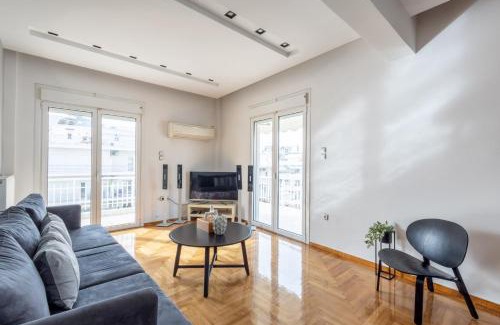 Nea Smirni Apartamento | A Luxury & Comfortable Apt in Athens
