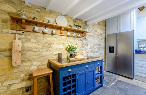 Ebrington Cabaña | A Luxury Family Friendly Holiday Cottage in the Cotswolds - Spring Cottage