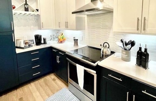 North Decatur Apartamento | A Luxury Home Away From Home