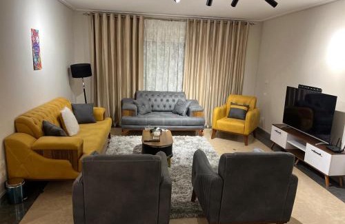 Cairo Apartamento | A Luxury Hotel Appartment at NEW GIZA Imperial Compound