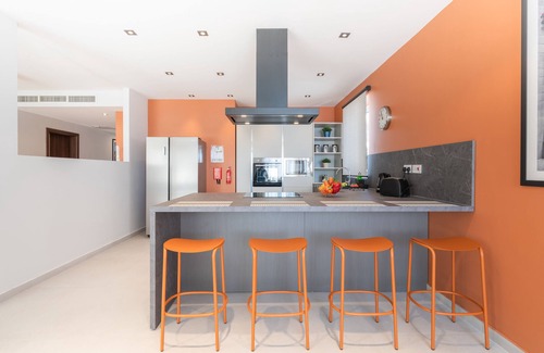 San Tumas Apartamento | A Luxury Retreat with Games Room, Spa, and Pool!