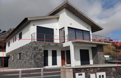 Angra do Heroismo Casa | A Maresia