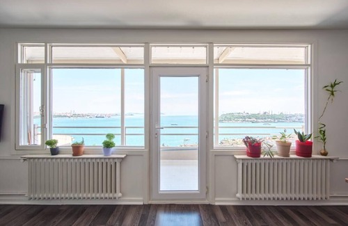 Kabatas Apartamento | A MILLION DOLLAR VIEW IN THE HEART OF ISTANBUL