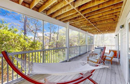 Plantation Casa | A Minor Distraction