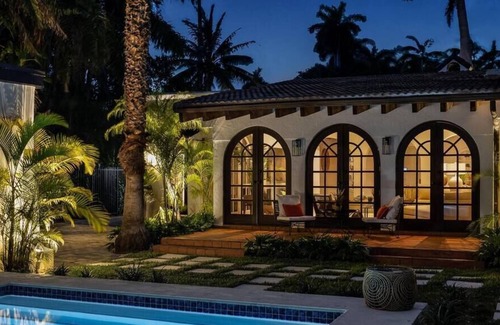 Northeast Miami Villa | A Miracle Waterfront Villa In The Green in Miami!