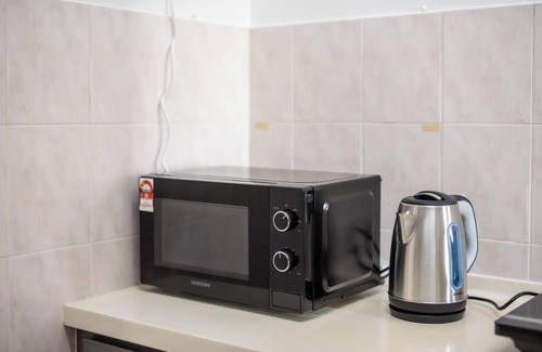 Tampoi Apartamento | A Modern 3BR Home Near Danga Bay, Free Parking