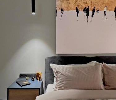 Almaty Apartamento | A modern apartment with mountain views