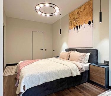 Almaty Apartamento | A modern apartment with mountain views