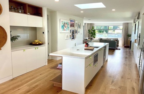 Havelock North Casa | A modern Havelock North home with pool, spa and great indoor / outdoor living!